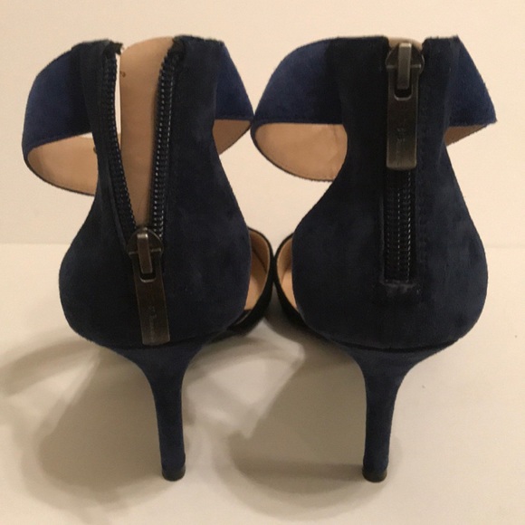 BCBGENERATION Black/Navy/Royal Blue Heels - Picture 4 of 6